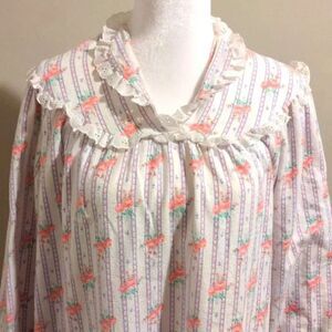 Vintage Lanz Accentuette Small Cotton Long Sleeve Pink RoseLace Trim Night Gown
